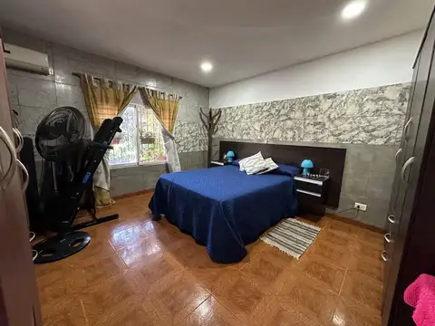 Depto Tipo Casa en Venta 40 años
