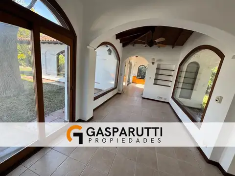 Hermosa Propiedad en Venta en Country Aranjuez Apto Credito