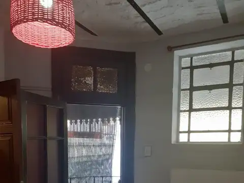 Depto Tipo Casa en Alquiler 50 años