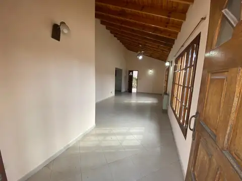 Casa en Venta con 1 cochera