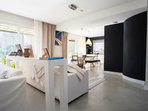 Casa en Venta 5 ambiente Lote de 1500 m2 Estancias del Pilar