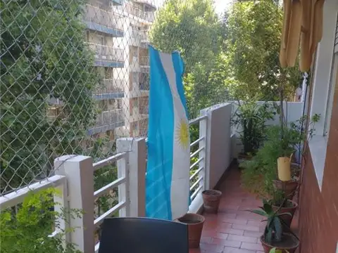 Departamento en Venta con 2 cocheras