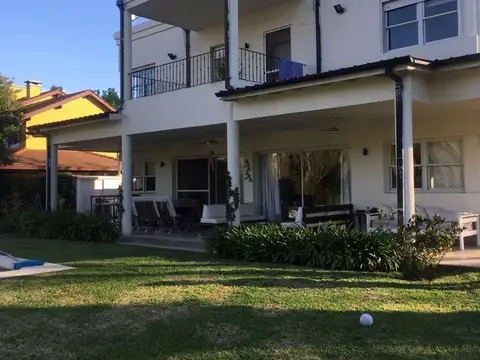 Casa en Venta de 4 dormitorios