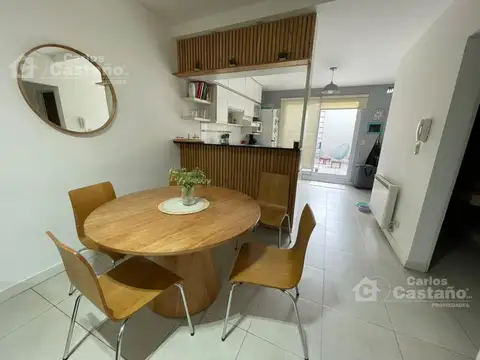 Casa 4 ambientes con 1 baño