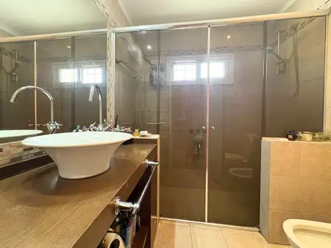 Depto Tipo Casa en Venta con 1 cocheras