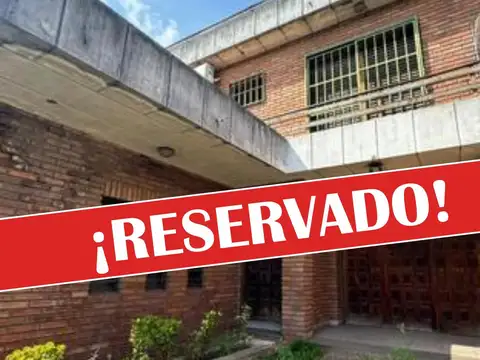 Venta Casa 5 Ambientes con Patio, Terraza y Garage en V.Luga