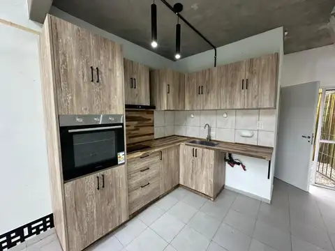 Depto Tipo Casa en Alquiler de 1 dormitorio