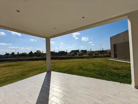 Casa en Venta en San Sebastián, USD 205.000