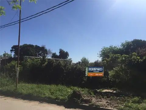 Costas 664 e/ Rosario y San Vicente