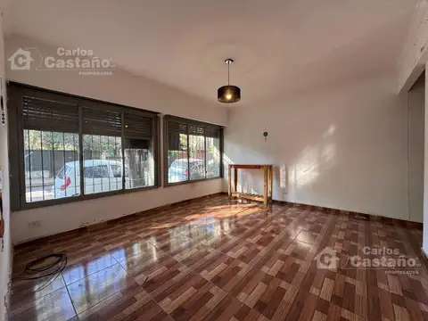 Carlos Francisco Melo al 2200