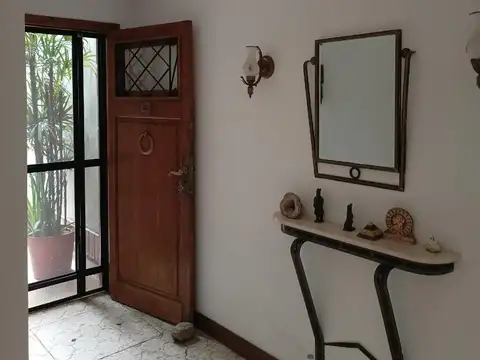 Depto Tipo Casa en Venta en Centro, USD 145.000