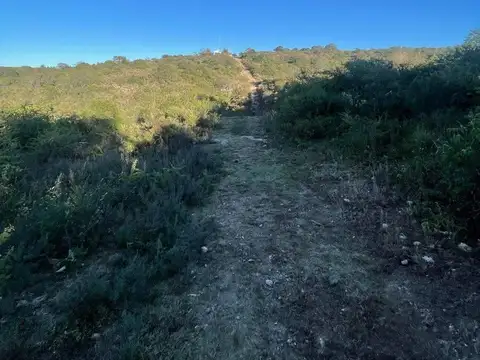 VENTA LOTE 840m² EN TERRAZAS DE LA FALDA 2 