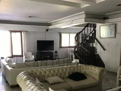 Casa en Alquiler de 6 dormitorios