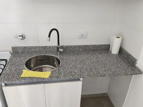 España 100, Piso 2