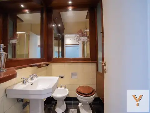 Departamento 5 ambientes con 3 baños