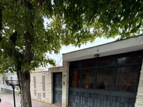 CASA 3 DORMITORIOS BARRIO SOEVA, GODOY CRUZ