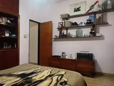 VENTA 2 VIVIENDAS + 11 COCHERAS (CASEROS) PERMUTA