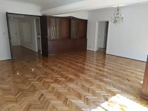 Departamento en Alquiler de 5 dormitorios