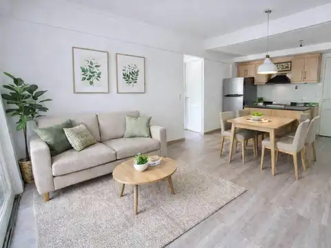 Venta Departamento 2 Ambientes al Frente con Balcón en Caballito