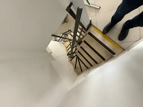 Local, Oficina O Deposito 110 Metros En 2 Plantas Sobre Avenida, 2 Baños, Oportunidad 