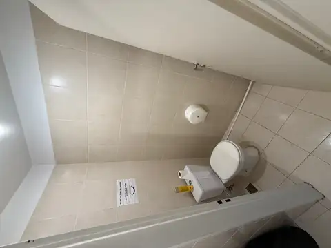 Local, Oficina O Deposito 110 Metros En 2 Plantas Sobre Avenida, 2 Baños, Oportunidad 