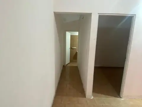 Local en Alquiler en Alberdi, $ 380.000