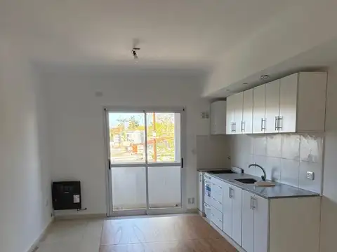 Departamento en Venta en Los Hornos, USD 75.000