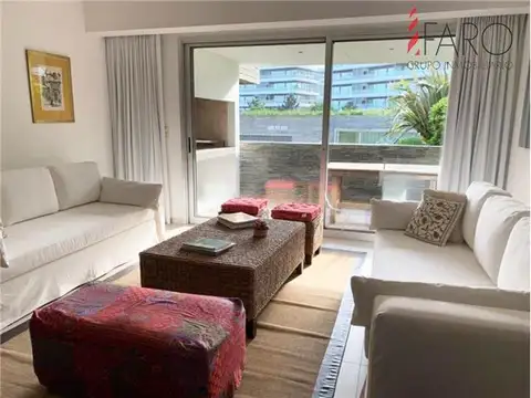 Departamento en Alquiler de 4 ambientes