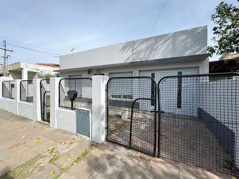 CASA - 3 AMBIENTES - MERLO