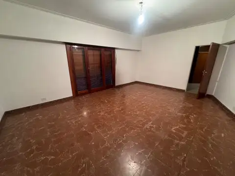 Casa en Alquiler en Hurlingham, USD 1.800
