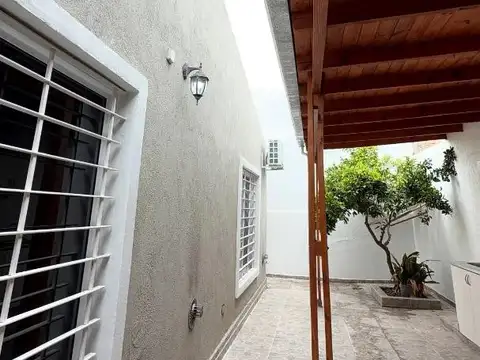 Los Nogales 2000