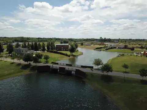 EL CAZAL LOTE AL RIO 1000