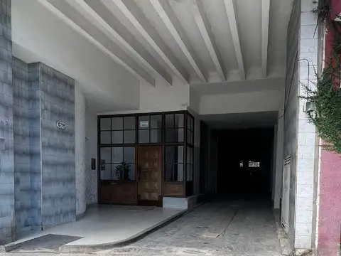 Centenario 2000 , Piso 1º