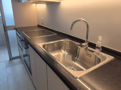 Departamento en Alquiler con 1 cocheras