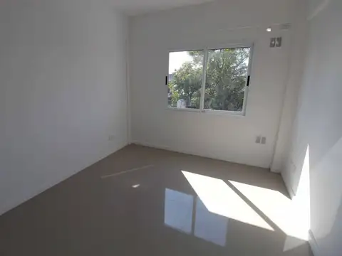 Departamento en Venta con 3 cocheras