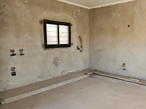 Casa 3 ambientes con 1 baño