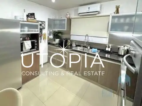 Casa en Alquiler en La Magdalena, USD 1.900