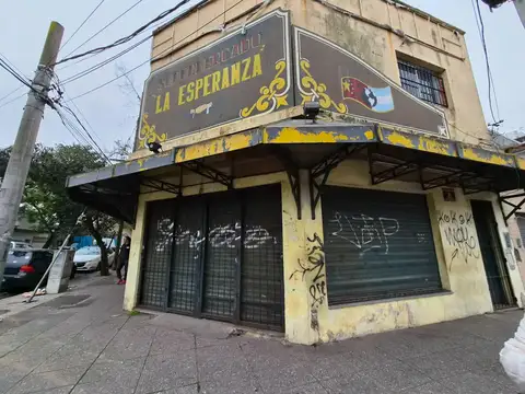 Venta Local /centro logístico /depósito Olivos