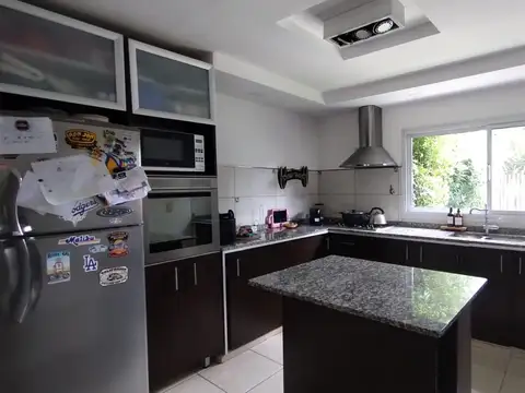 Casa en Venta en Francisco Alvarez, USD 149.000