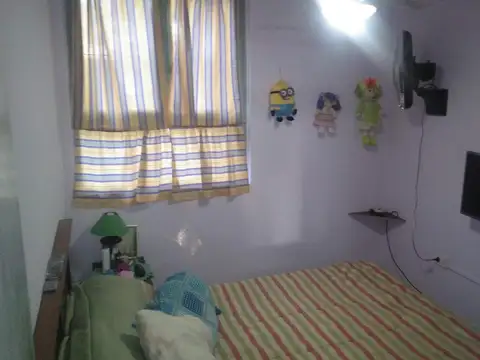 Ph tipo casa de 4 ambientes  En Venta Peramino al 400