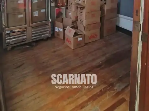 Casa 5 ambientes con 2 baños