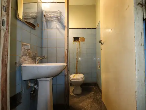 Depto Tipo Casa en Venta en Parque Chacabuco, USD 155.000