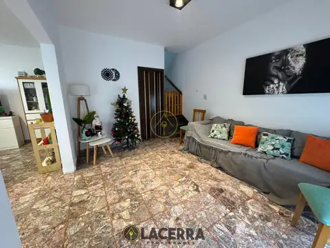 Casa 5 ambientes en Villa Ballester