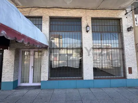 Charcas 1700, Piso 0