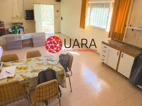 CASA EN VENTA CON 2000M2 DE PARQUE EN LA GRANJA