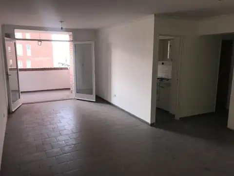 Departamento 5 ambientes con 1 baño