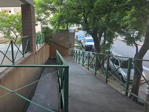 Avenida Juan M Pueyrredon 500