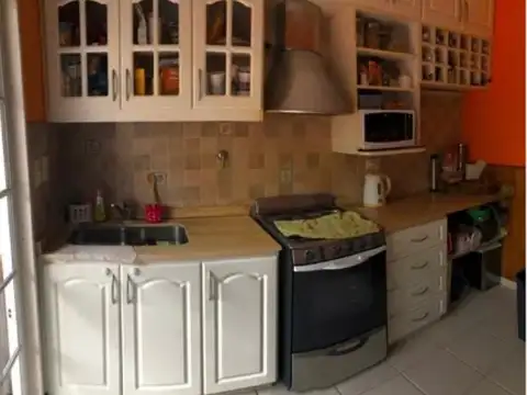 Casa en Venta en Olivos, USD 298.000