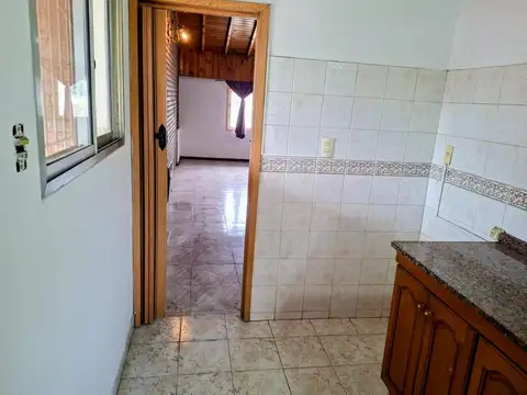 ph 1° piso xescalera  1ambiente con dos patios t /75 m2