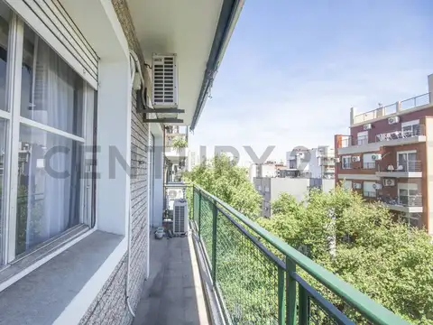 Venta de Sólido, luminoso y amplio 4 Ambientes con Balcón y Vista Abierta en el Corazón de Almagro!